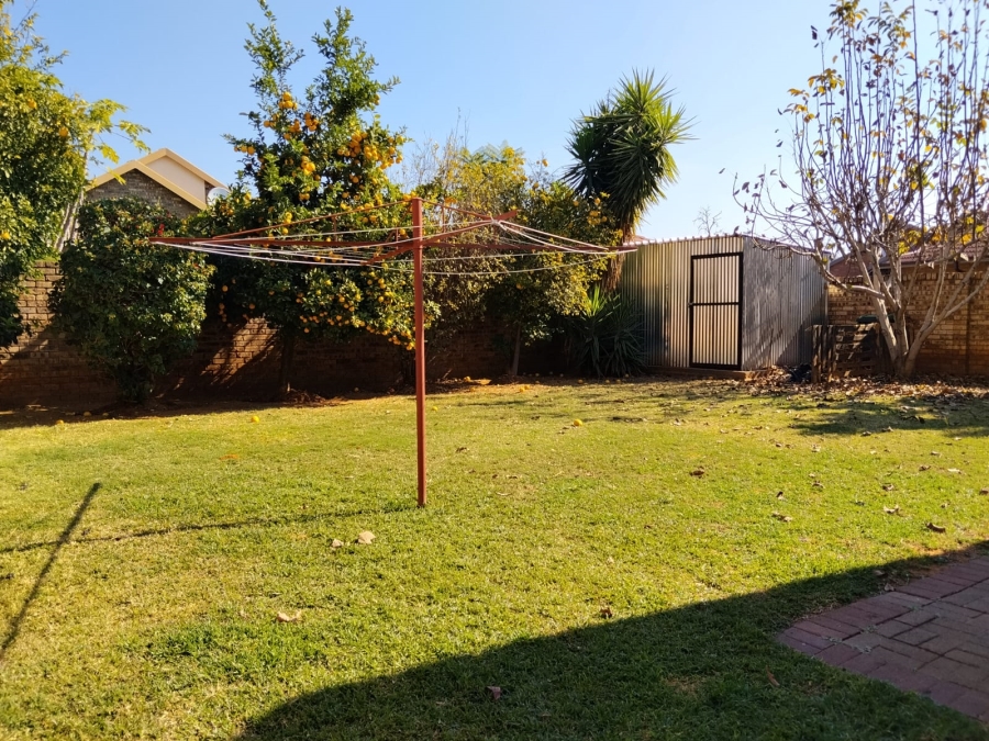 3 Bedroom Property for Sale in Waterval East North West